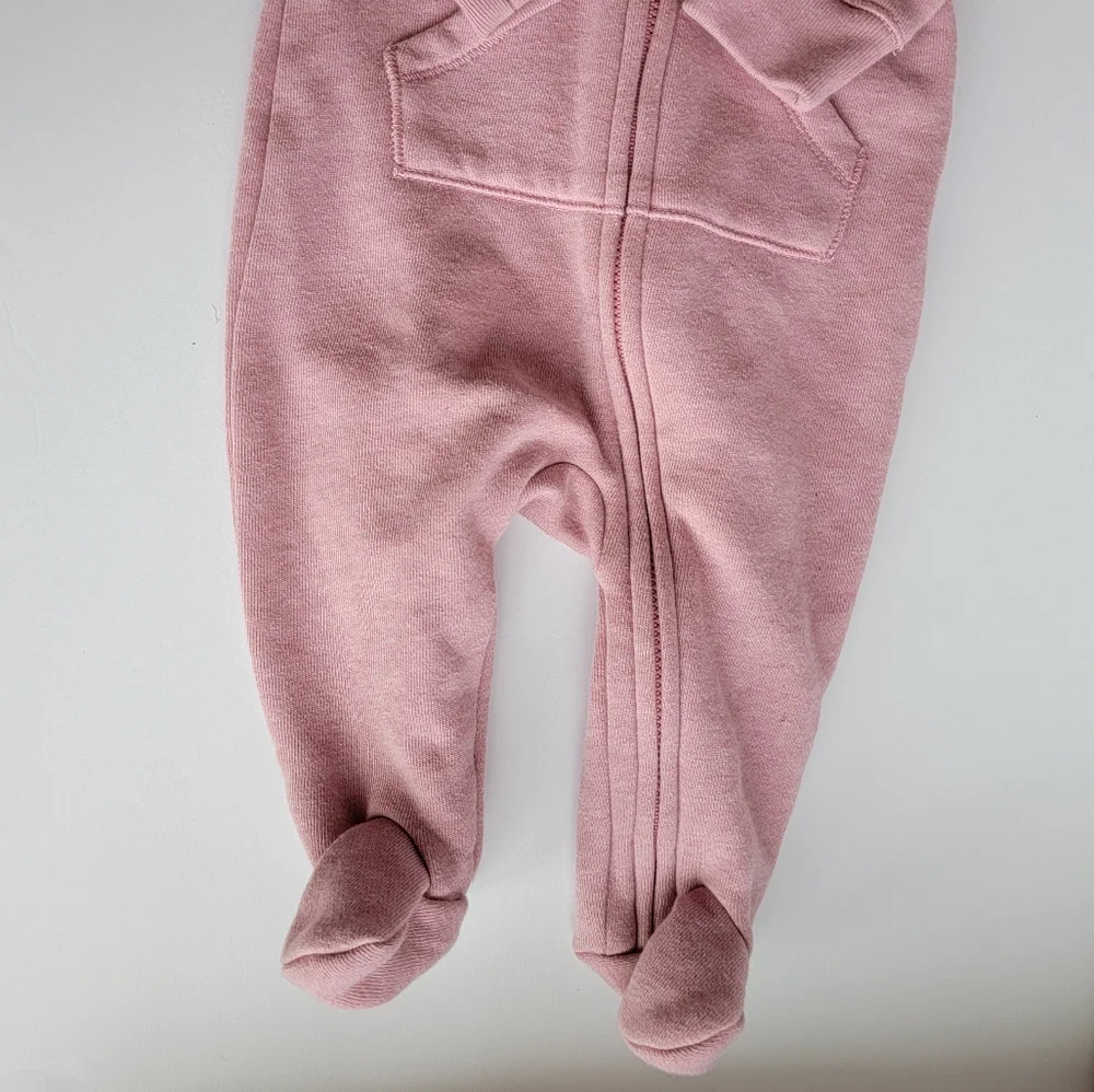 Baby Gap Baby girl sherpa hooded jumpsuit warm jacket hoody size 0- 3 months